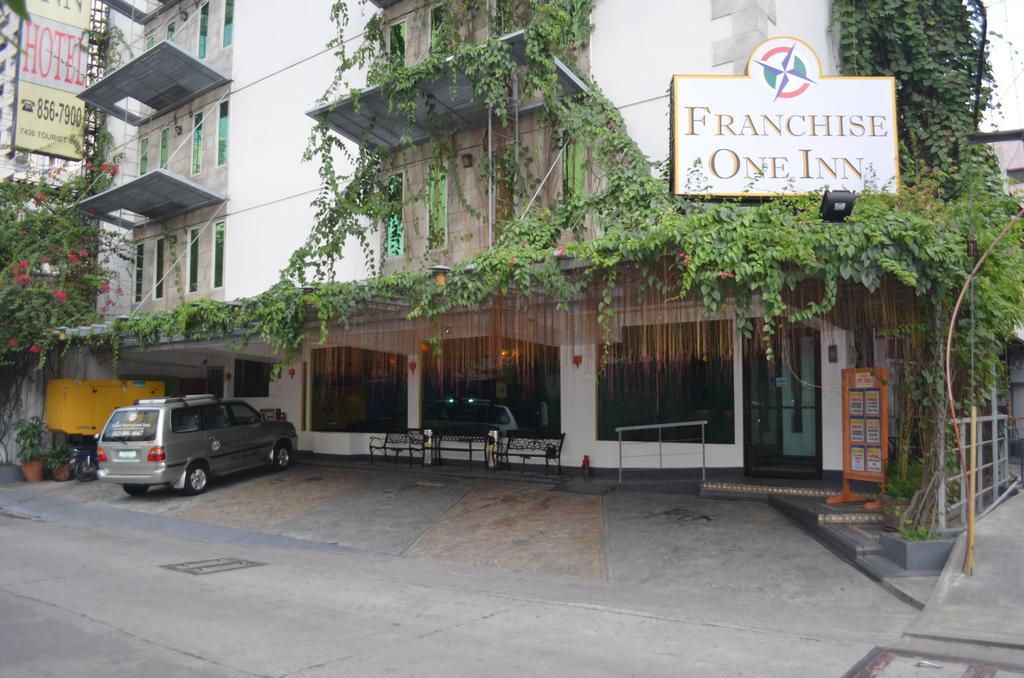 Franchise One Hotel Makati City Exteriér fotografie